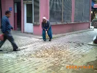 Ninecik İşini Görüyor