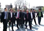 Milletvekili Dişli Geyve’de ziyaretlerde bulundu