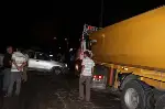 Kamyonet TIR'a çarptı: 2 yaralı