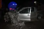 Kamyonet TIR'a çarptı: 2 yaralı