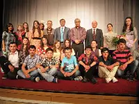 SML, AKM'de Tiyatro Oynadı