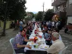 Mahalleliler İftar Yaptı