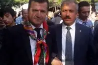 Pamukova’da bayrak değişimi