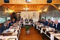 Güçlü Hizmetlerin Devamı İçin İstikrar Diyoruz