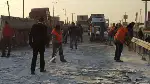 Mermer yüklü TIR'lar çarpıştı, yol kapandı