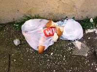Ekmek Çöpte