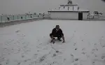 Üşümeyen Efsane Adam'dan Kar Şov!