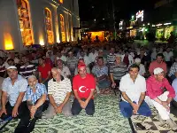 Orhan Cami Cemaati Almıyor