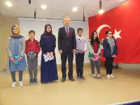 İSTİKLAL MARŞI COŞKUYLA OKUNDU