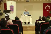 Mehmet Akif’i bilmek Safahat’ı anlamaktan geçer