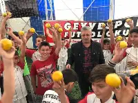 EFSANE BAŞKAN TUNA VEDA EDİYOR