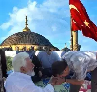 GENÇLERLE İLETİŞİM