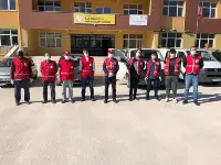 GEYVE'de KIZILAY SEVİNDİRİYOR