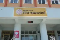 GEYVE ANADOLU LİSESİNİN GURUR TABLOSU