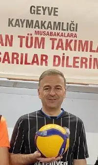 VOLEYBOL KUPASINI GEYVE MÜFTÜLÜĞÜ KAZANDI