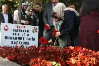 Şehit Kaymakam Safitürk, mezarı başında anıldı