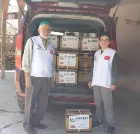GEYVE HAYRAT VAKFI YARDIM EDİYOR