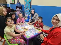 TEPECİKLER ANA OKULUNDAN DEPREM ÇOCUKLARINA DESTEK