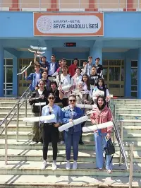 İSTİKBAL GÖKLERDEDİR