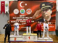 KARATECİLER HENDEK'te 6 MADALYA KAZANDI