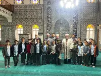 Gençlerden Duygusal Cami Ziyareti