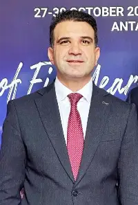 Başhekim Tekyol Antalya'da Ödül Takdim Etti