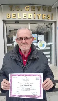 65'lik Zabıta Memuru, Üniversite Diplomasıyla İlham Verdi!