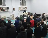 Geyve Cezaevi'nde Sakal-ı Şerif Ziyareti Mahkumları Gözyaşlarına Boğdu