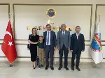 Geyve'de Koltuklar Çocukların Oldu! 23 Nisan Coşkusu Sokaklara Taştı!